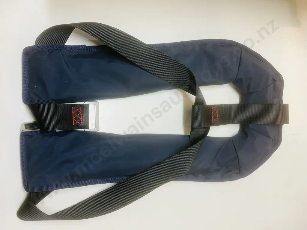 Hutchwilco 150N Manual Inflatable Lifejacket Image 1++