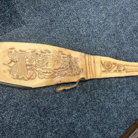 Vintage Hand Tooled Mexican Leather Rifle/Shotgun Gun Case (af to handle)