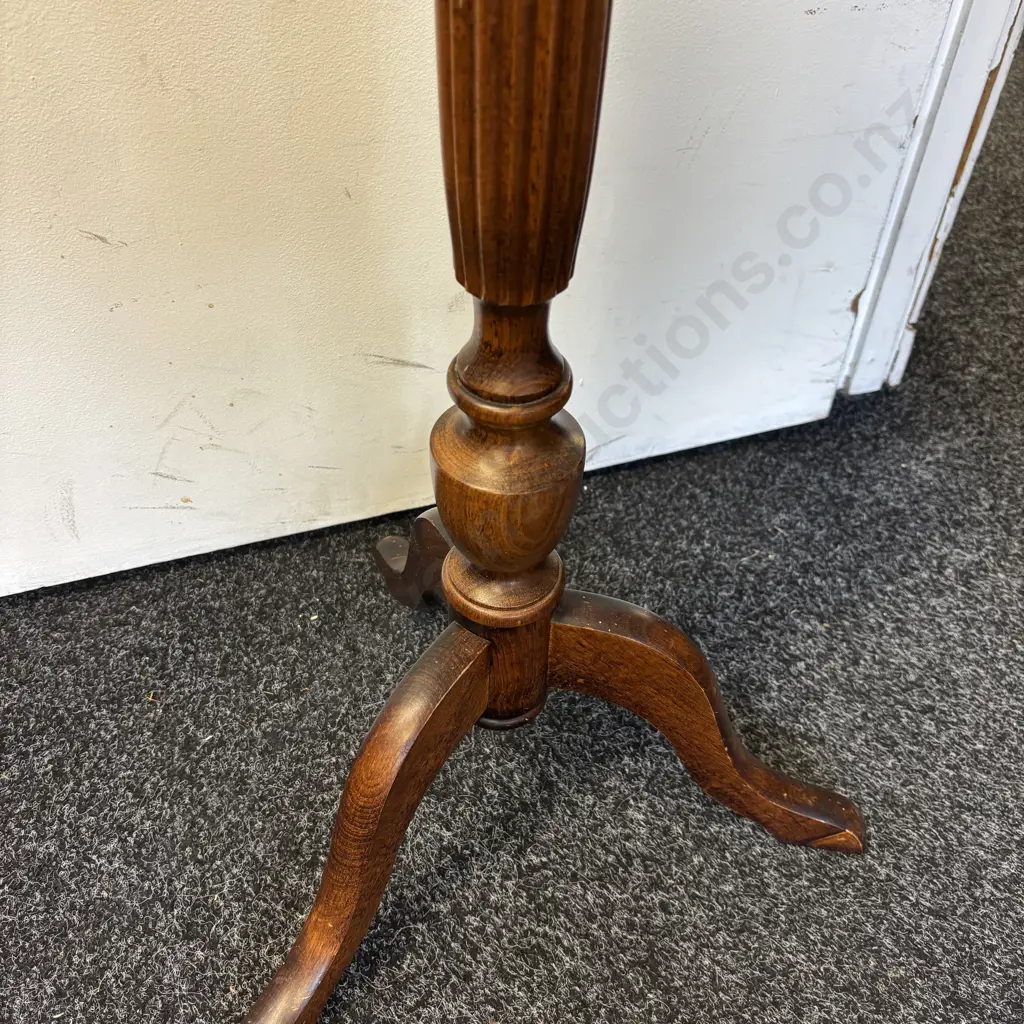 Mahogany Tri-footed Plant Stand - H84cm Image 1++