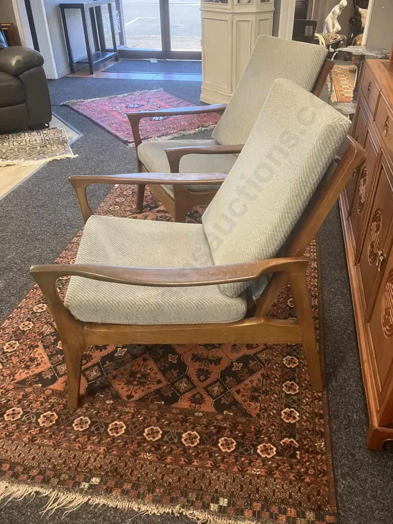 Pair of Mid-Century Concorde Armchairs by Fred Lowen for Don Furniture 1965 Image 1++