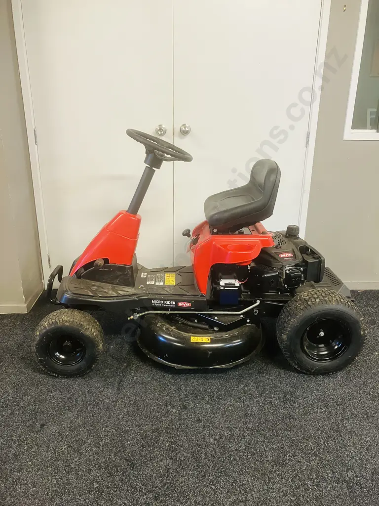 Rover Micro Rider Ride On Mower, Model 13B426JC333,196cc OHV, 24", 6 Speed, New Battery, Had Minimal Use Image 1++