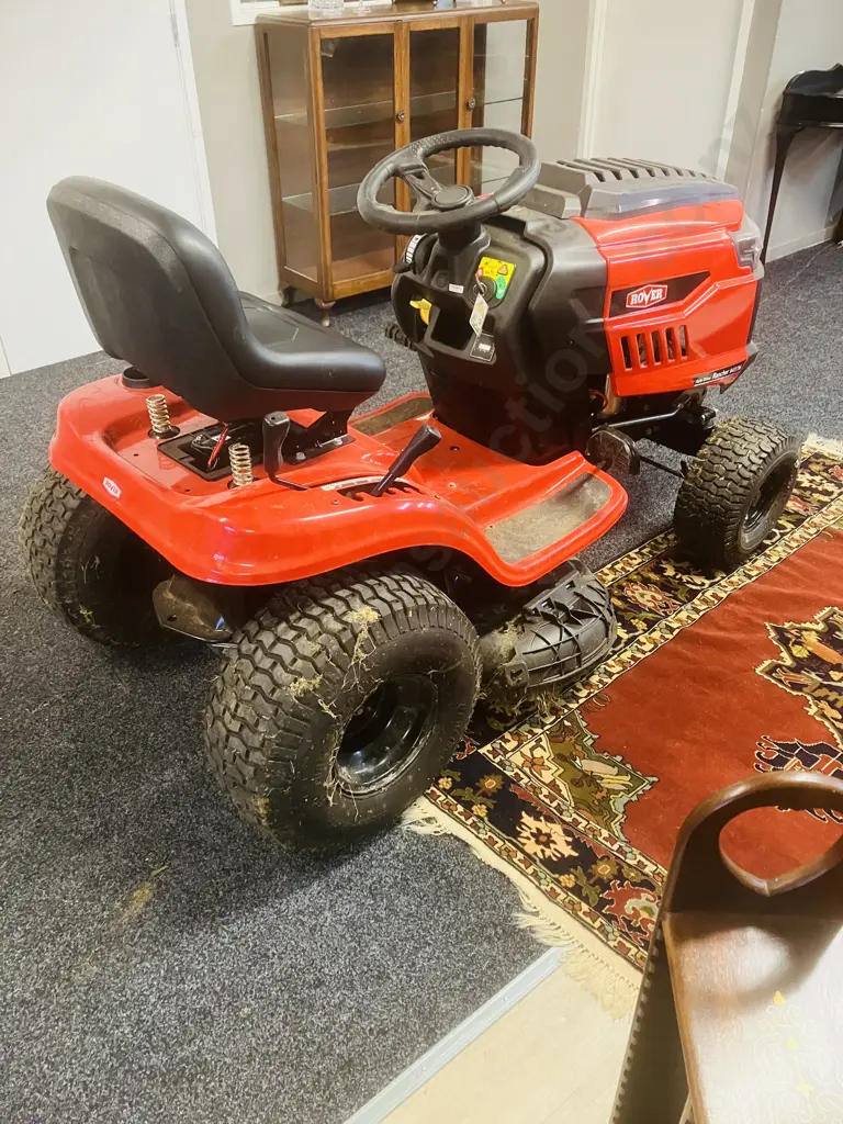Rover 547/36 Rancher Ride On Mower, Model 13A878BY333, 547cc OHV, 36", New Battery, Had Very Little Use Image 1++