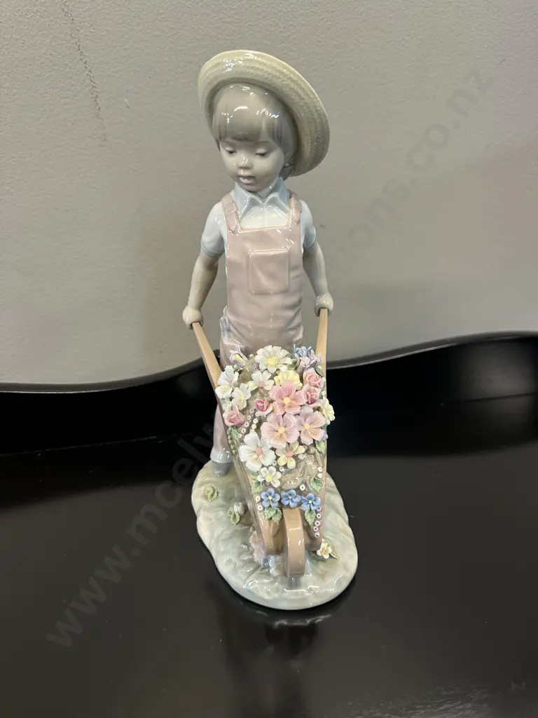 Lladro Figurine 'Little Gardener' Wheelbarrow With Flower Boy H24cm. Image 1++