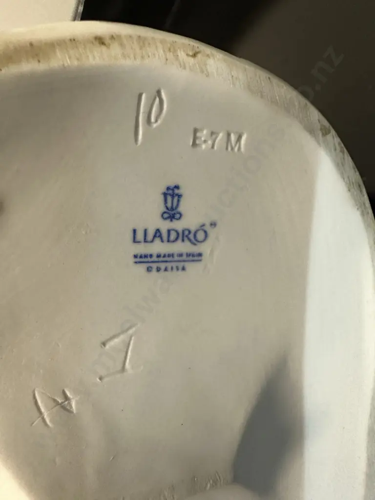 Lladro Figurine 'Little Gardener' Wheelbarrow With Flower Boy H24cm. Image 1++