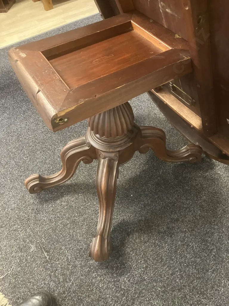 Burr Walnut Victorian Oval Loo Table With Carved Base, White Porcelain Casters. H74 W133 D100cm Image 1++