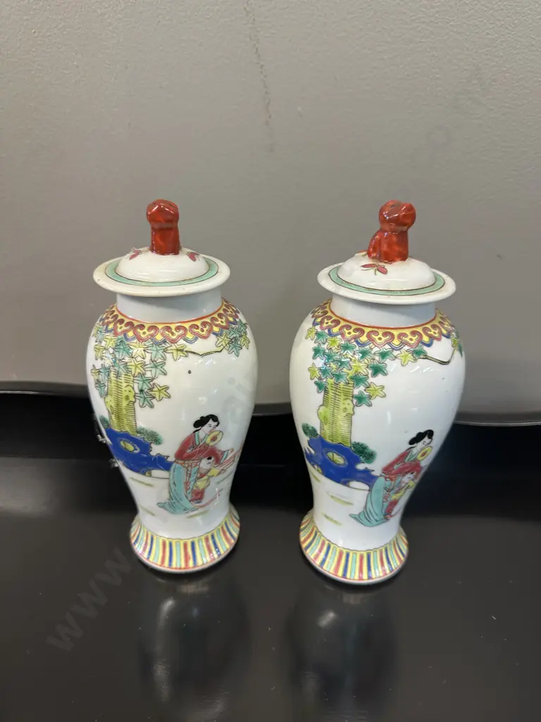 Pair Of Mid Century Jiangxi Jingdezhen Porcelain Chinese Famille Rose Lidded Ginger jars Image 1++