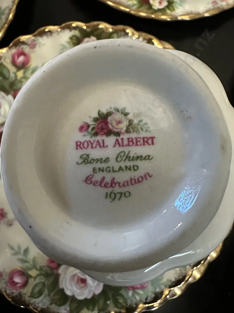 Vintage Royal Albert Celebrations Trios x5 And An Extra Cup  Image 1++