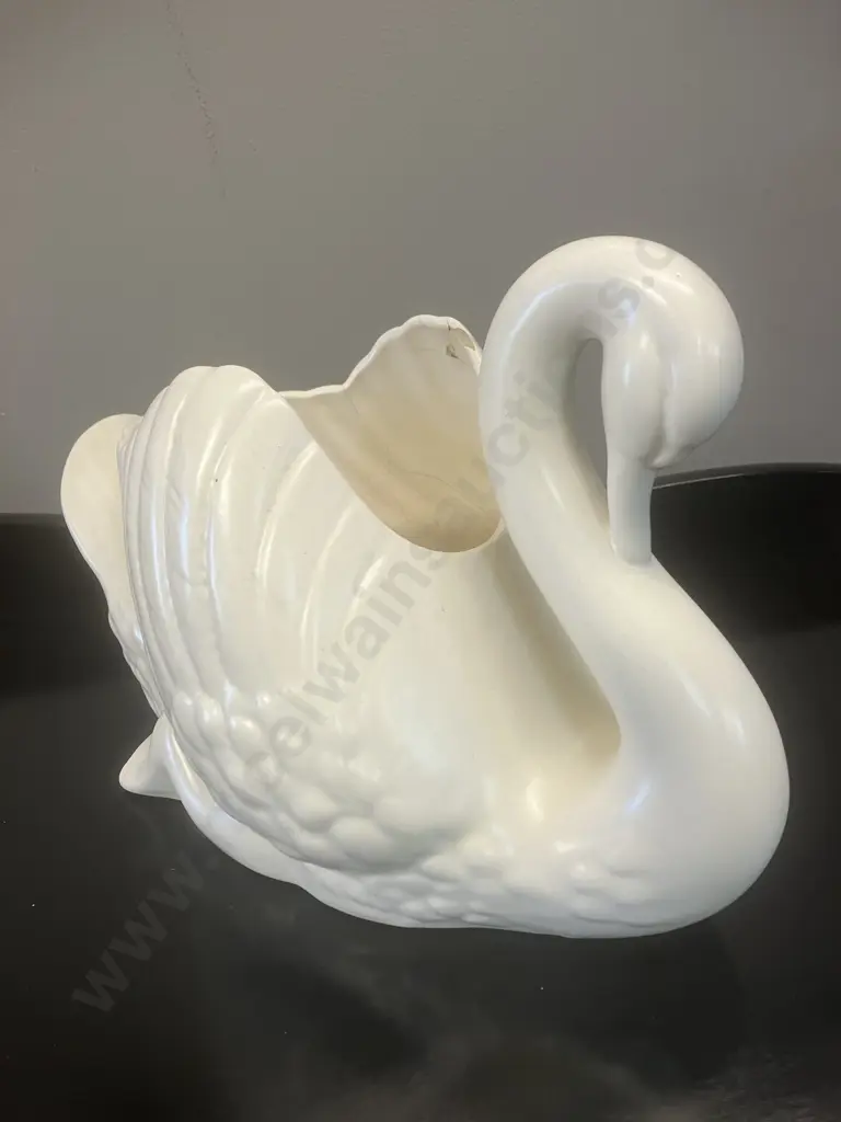 Crown Lynn Large White Swan Vase, Crown Mark to Base, Impressed No. 170 (As Found Condition) Image 1++