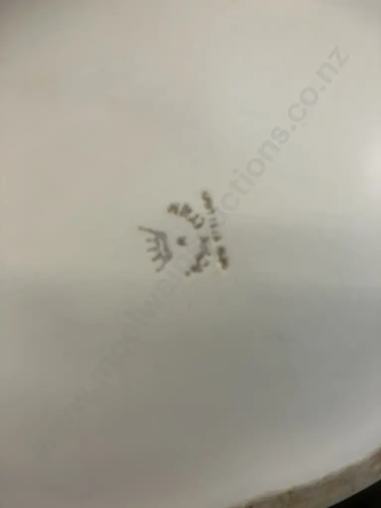 Crown Lynn Large White Swan Vase, Crown Mark to Base, Impressed No. 170 (As Found Condition) Image 1++