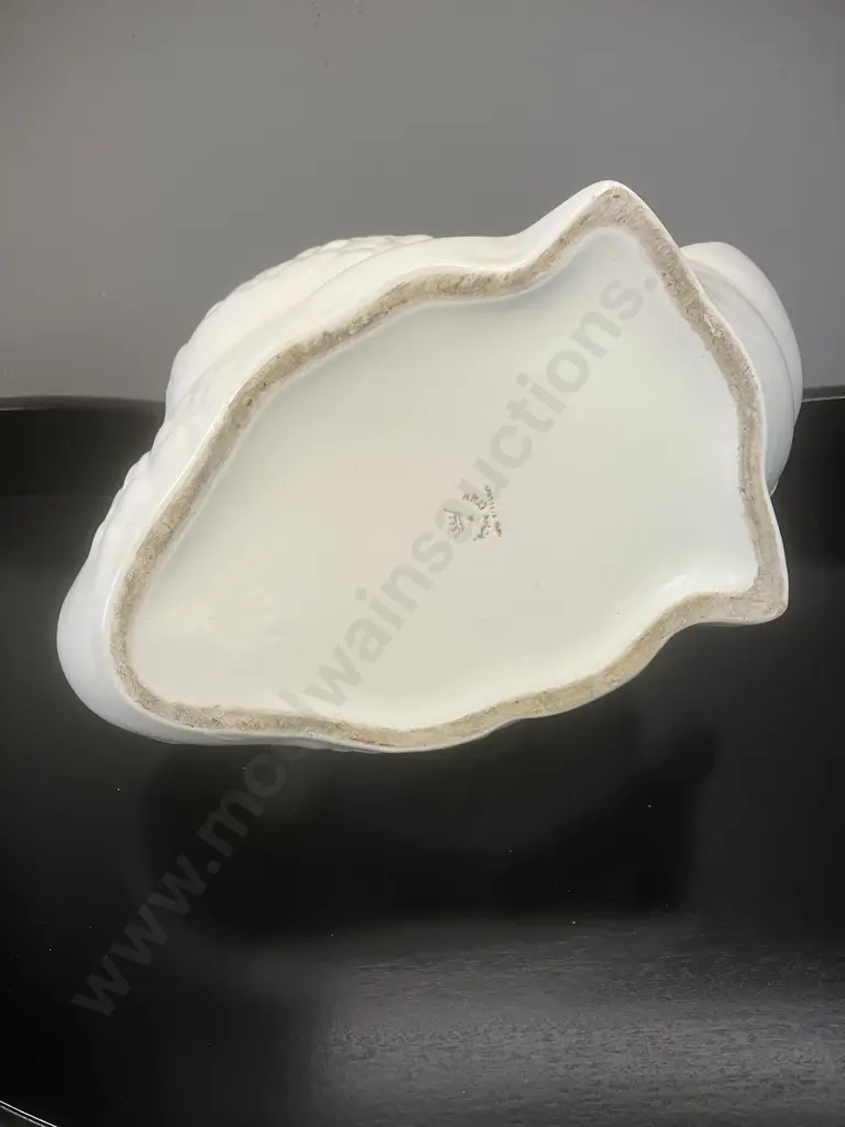 Crown Lynn Large White Swan Vase, Crown Mark to Base, Impressed No. 170 (As Found Condition) Image 1++