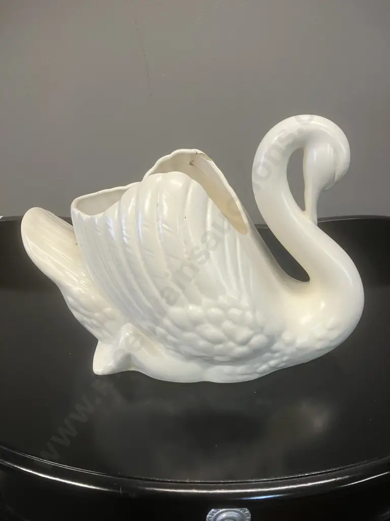 Crown Lynn Large White Swan Vase, Crown Mark to Base, Impressed No. 170 (As Found Condition) Image 1++
