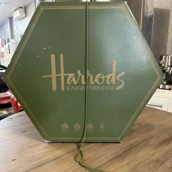 Harrods Knightbridge Hat Box 24x65x60cm.