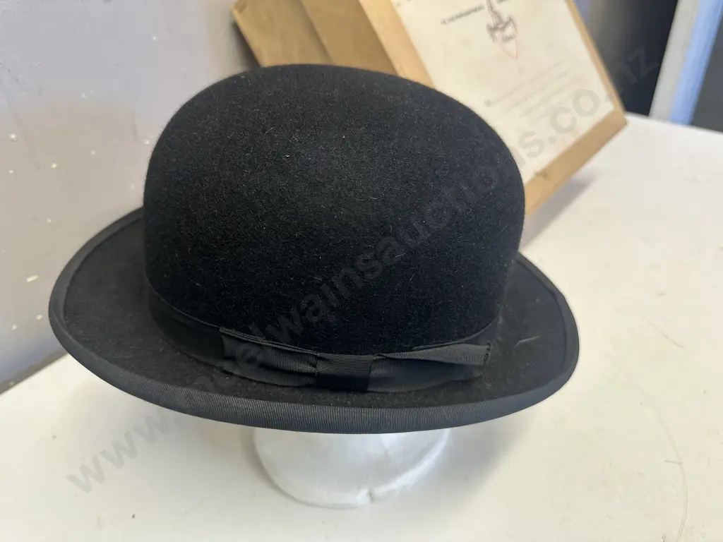 Herbert Johnson Black Bowler Hat In Original Box Image 1++