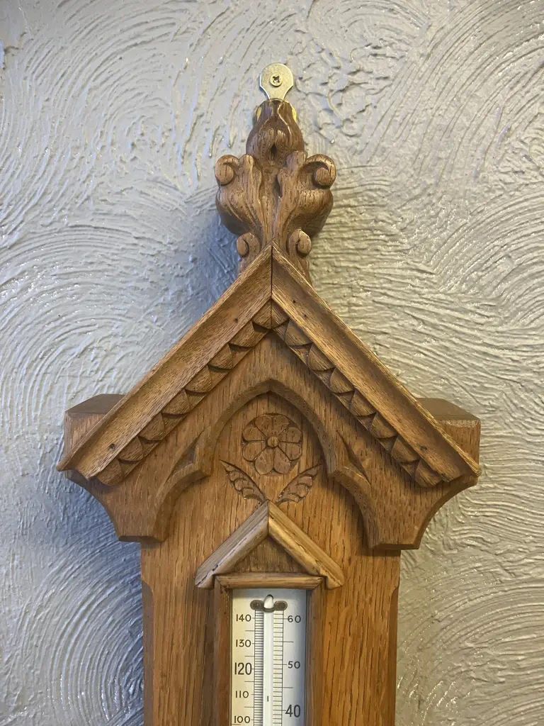 Antique Victorian Hughes & Son London No 3711 Carved Oak Banjo Compensated Barometer With Temperature. 95 x 27cm Image 1++