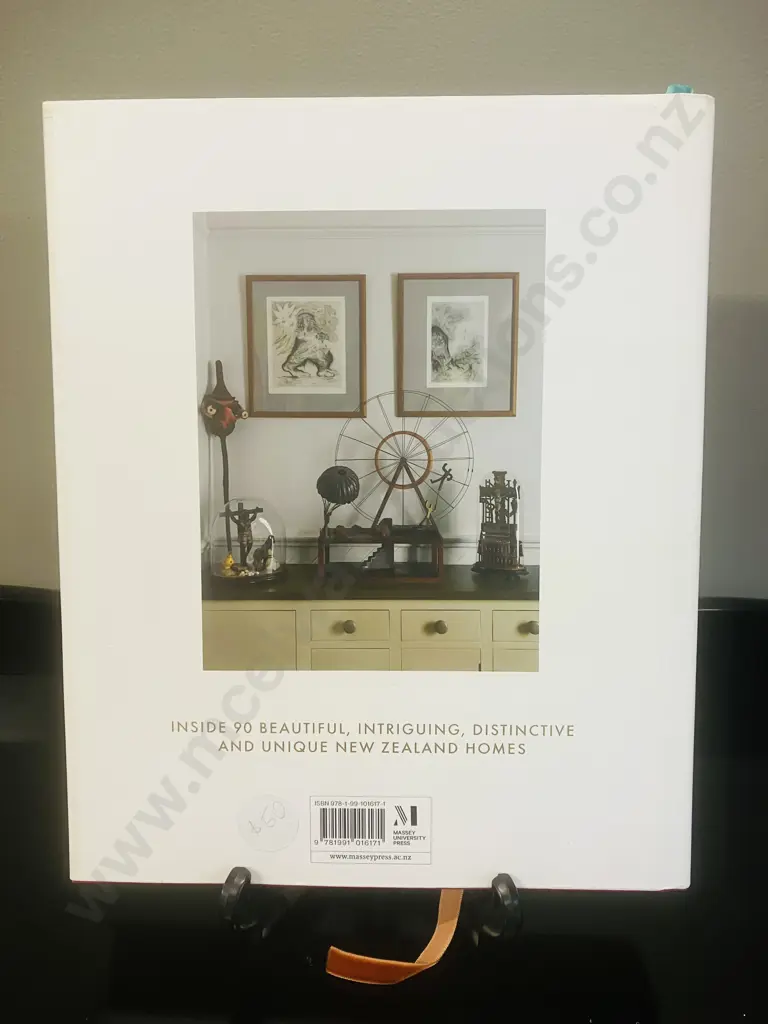 Rooms - Portraits of Remarkable New Zealand Interiors Hardcover, Author Jane Ussher, John Walsh Image 1++