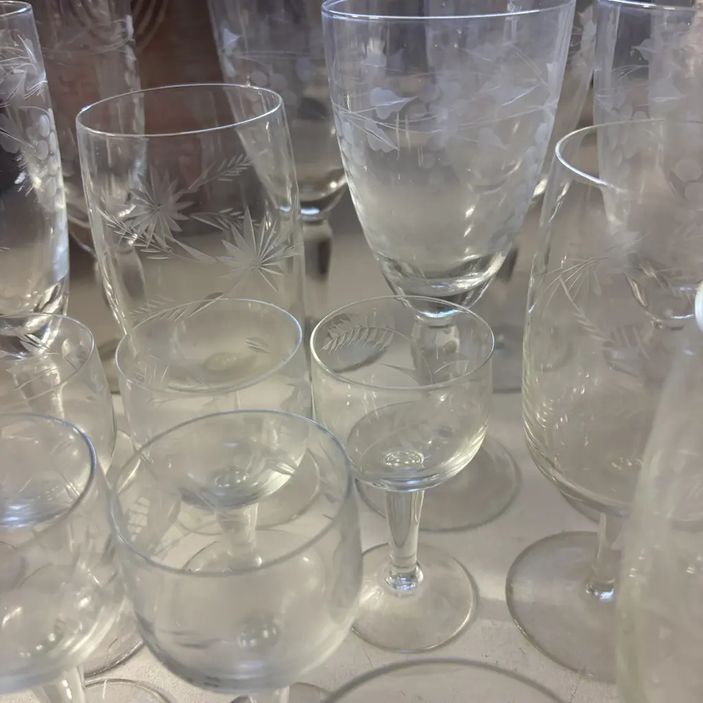Large Assortment of fine crystal glassware etc Image 1++