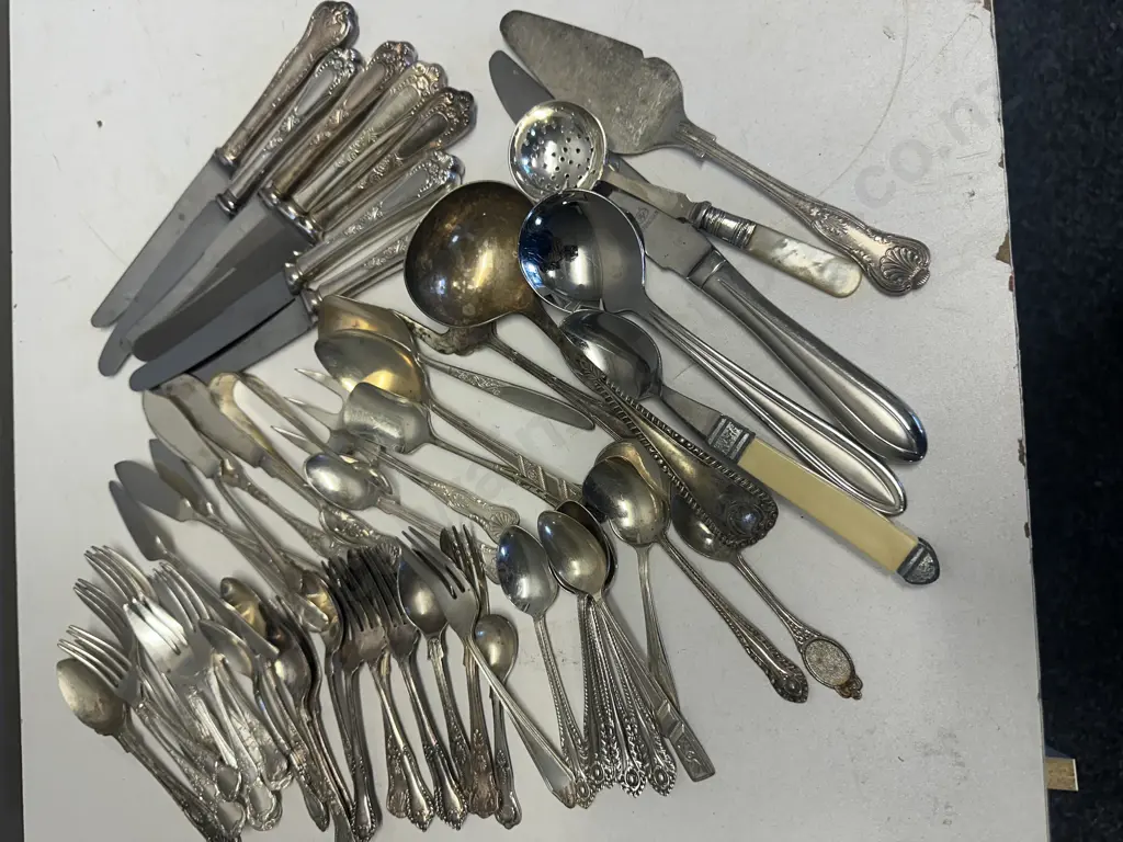 Vintage Assorted Cutlery Including Sheffield, Camile Etc Image 1++