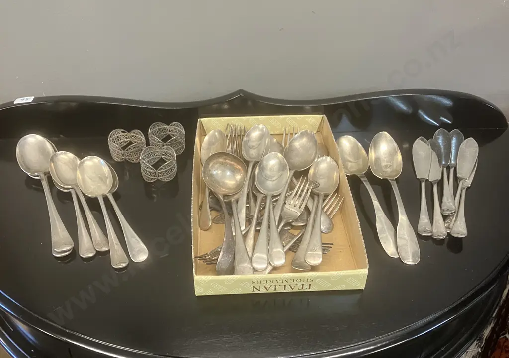 Assorted Silverware Image 1++
