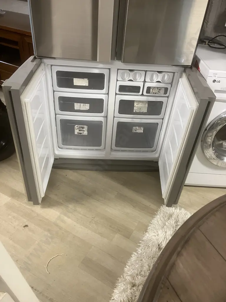 Sharp 624L French Door Refrigerator - Freezer Model SJ-FP624V-SL Image 1++
