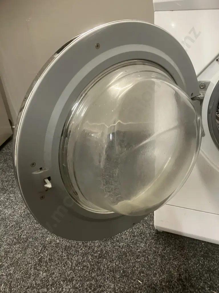 LG 7.5Kg Direct Drive Front Loader Washing Machine. Model WD10422D6 Image 1++