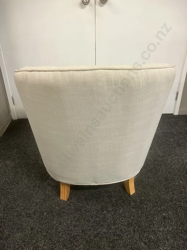 Cream Fabric Tub Chair On Four Wooden Legs, Domed Detailing. H82 W73 D81cm Image 1++