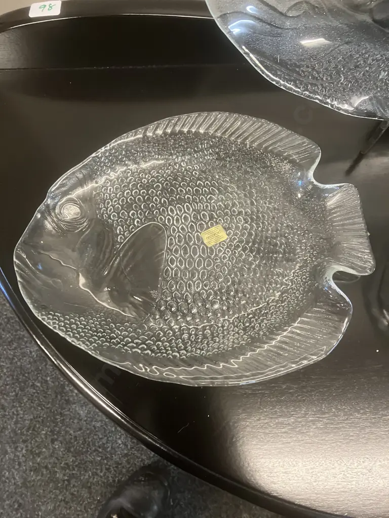 Vintage Arcoroc France Glass Fish Serving Platter With 6 Plates Image 1++