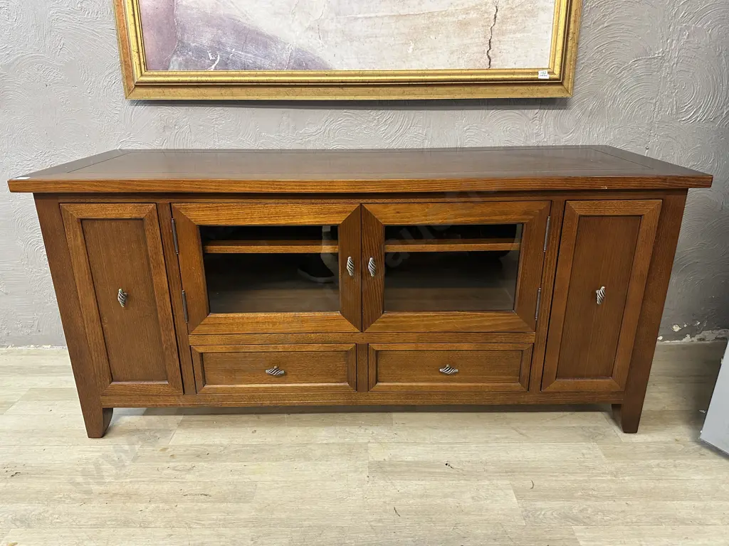 Oak Entertainment Unit, 2 x DVD / CD Storage Slide Out Drawers, 2 Glazed Doors, 2 Drawers. H73 W159.5 D55cm Image 1++