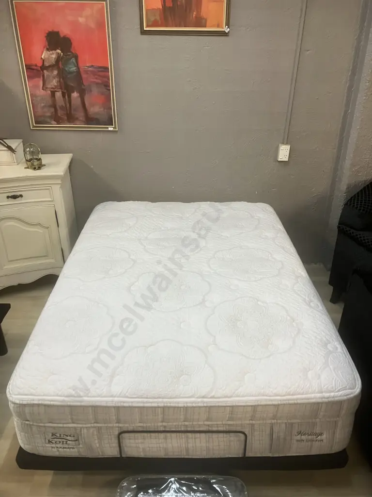 A.H. Beard Renew Double Adjustable Bed Base Beard King Koil Mattress, Remote Control, Manual Image 1++