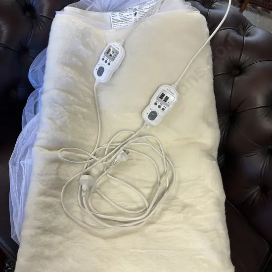 Goldair Platinum Wool Multizone Electric Blanket Model TTS-2X60D