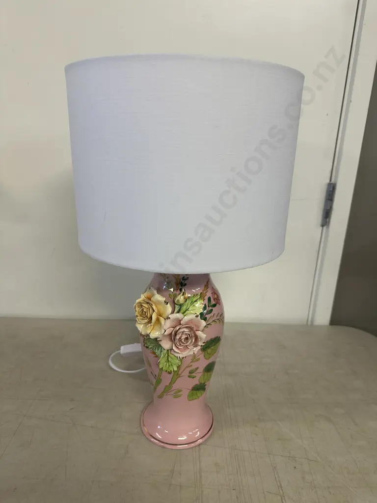 Vintage Italian Table Lamp With White Circular Shade H46 Image 1++