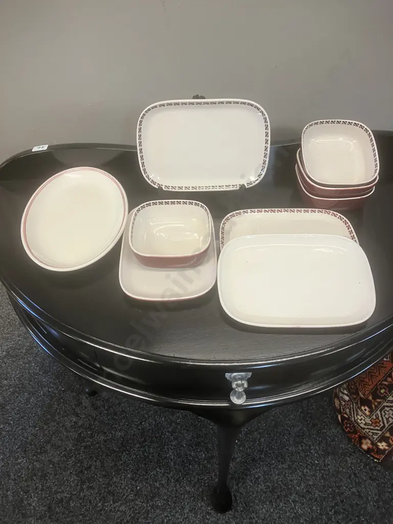 Crown Lynn New Zealand Railways Silver Star - Bowls & Plates d623, Hotel Ware Plate Crown Lynn Back Stamps, Etc Image 1++