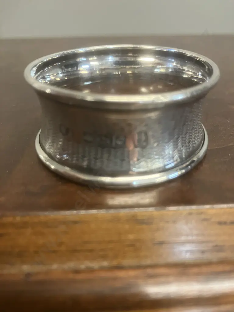 Sterling Silver Napkin Ring Hallmarked William Adams Ltd Birmingham 1952 (8 Grams) Image 1++