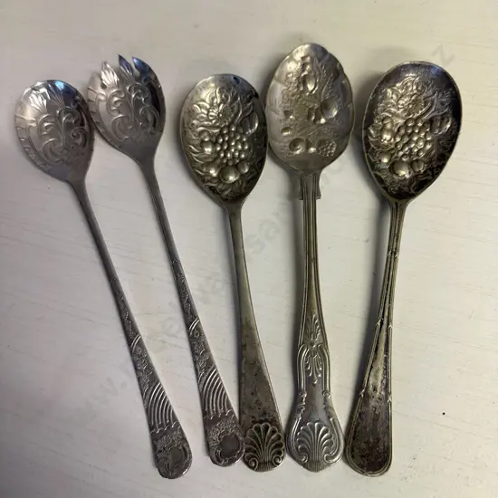 Vintage Silver Plated Berry Spoons & Pair Serving Spoons 