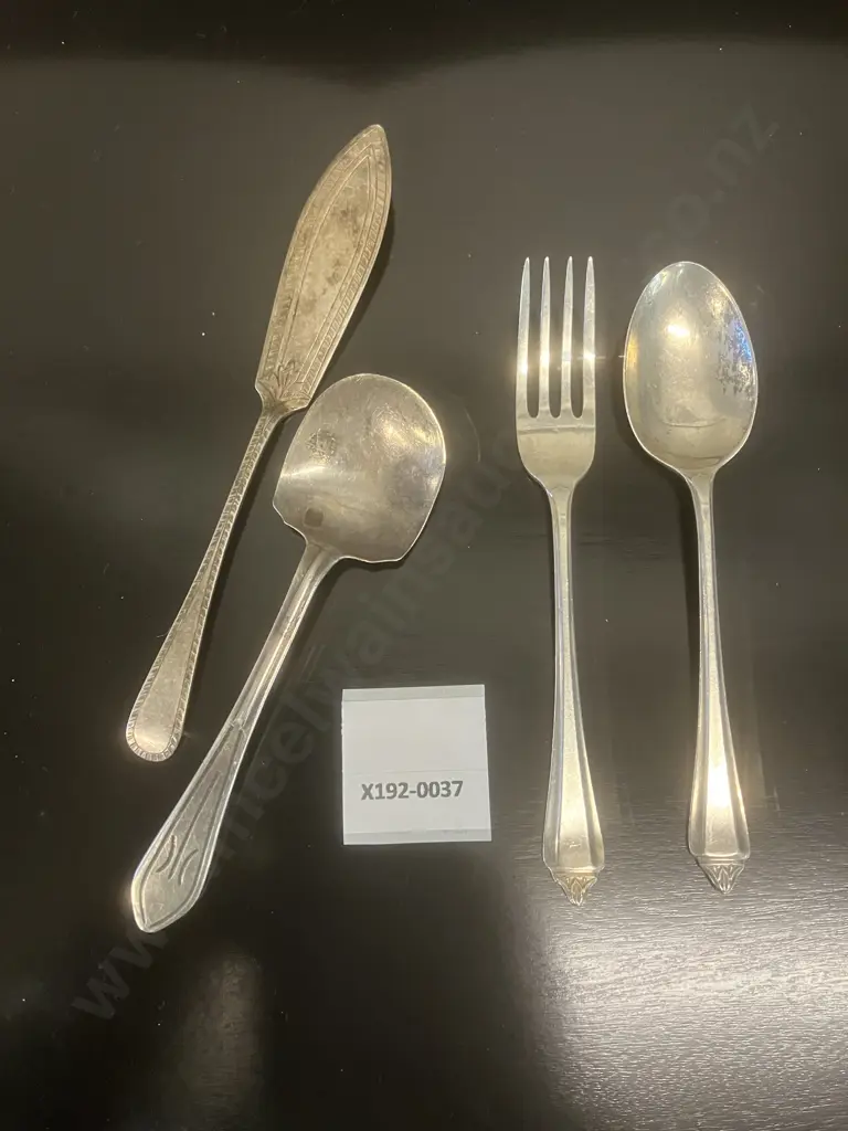 Sterling Silver Childs Fork & Spoon Set Francis Howard Hallmarked 1870 Sheffield. Hallmarked 1913 Knife Etc (70 Grams) Image 1++