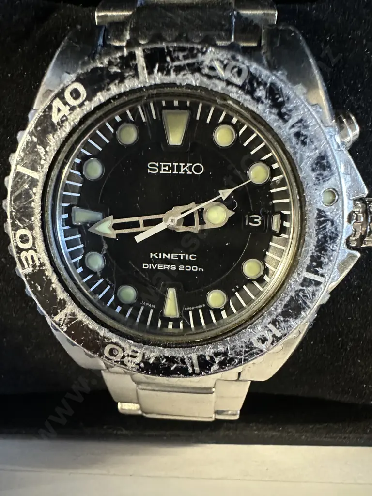 Mens Seiko Kinetic Divers 200m Watch IW2799 Image 1++