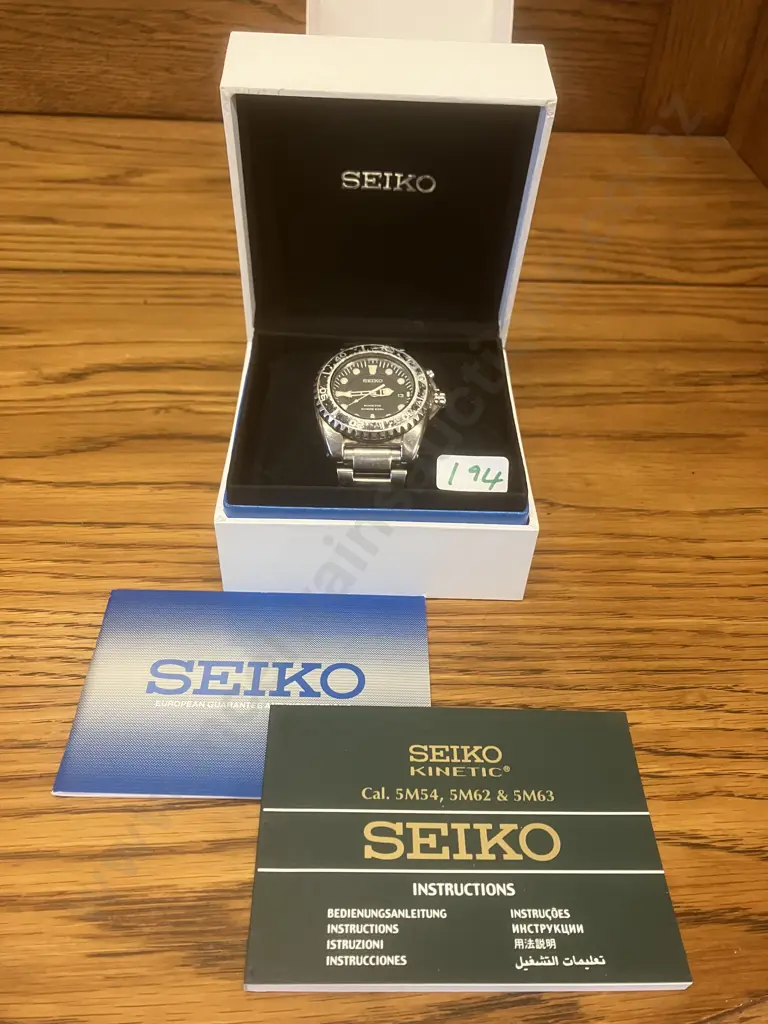 SEIKO Kinetic Divers Wristwatch SKA 37191 1N2799 In Box With Instructions Image 1++