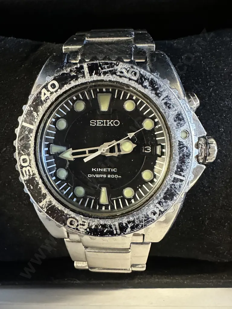 Mens Seiko Kinetic Divers 200m Watch IW2799 Image 1++