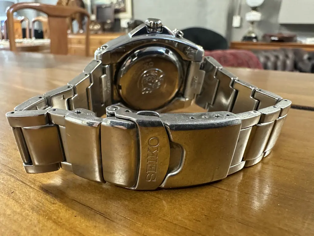 Mens Seiko Kinetic Divers 200m Watch IW2799 Image 1++