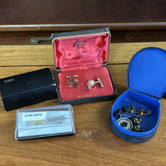 Assorted Cufflinks, tie pins etc