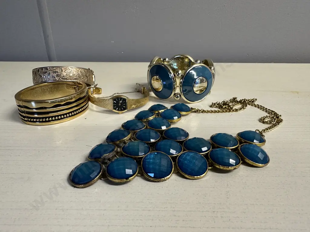 Selection Of Costume Jewellery Including Quartz Watch, Bangles Etc Image 1++