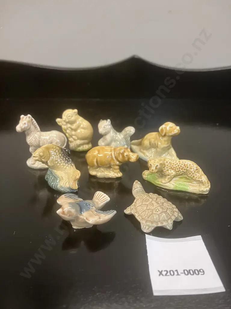 Nine Wade Whimsie Figurines - Assorted Image 1++