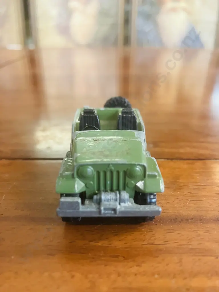 Tomy Tomica No. 25 Mitsubishi Jeep H-J58 Army Green Made in JAPAN (May 1980 to January 1988) Image 1++