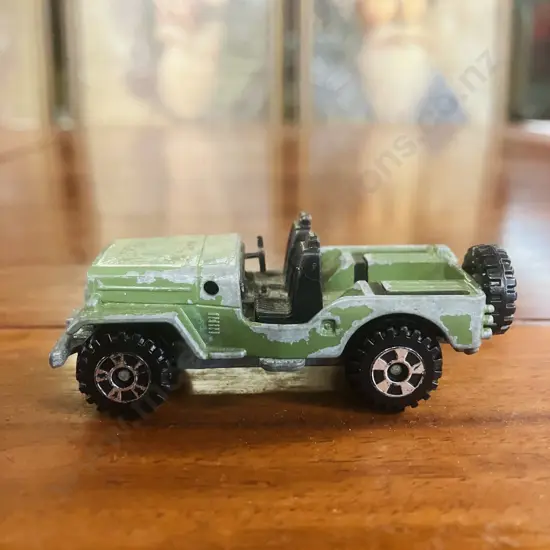 Tomy Tomica No. 25 Mitsubishi Jeep H-J58 Army Green Made in JAPAN (May 1980 to January 1988)