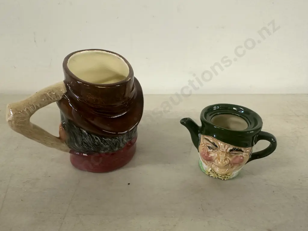 Vintage Toby Mug 'Farmer Giles' & Toby Two Face Teapot (no lid) Image 1++