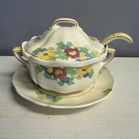 Royal Doulton 'Minden' Covered Sauce Tureen & Ladle