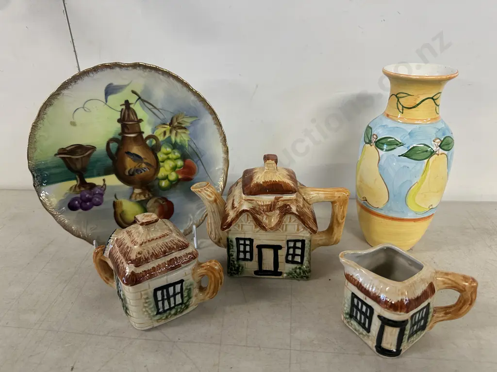 Selection Of China Items Including Cottage Ware Tea Pot, Jug, Sugar Bowl Etc Image 1++