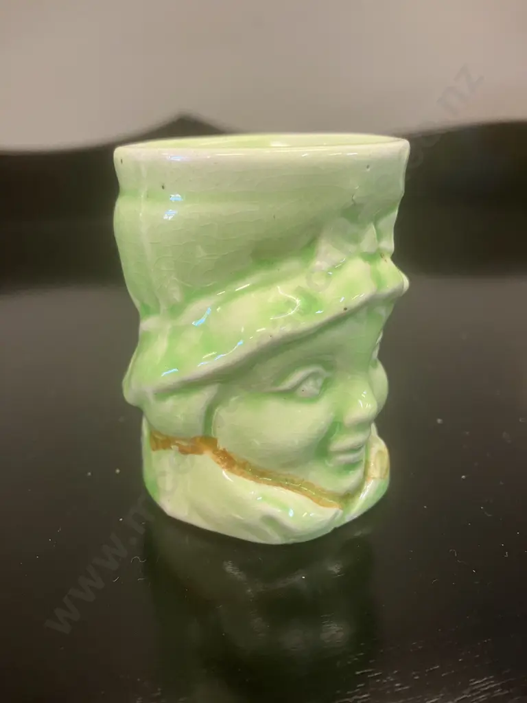 Vintage Crown Lynn Old Mother Hubbard Egg Cup Image 1++