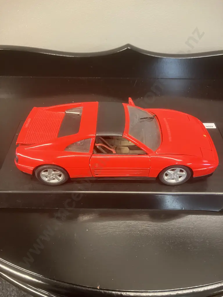 Maisto 1/18 1990 Red Ferrari 348 TS Diecast Model Car With Display Stand Image 1++
