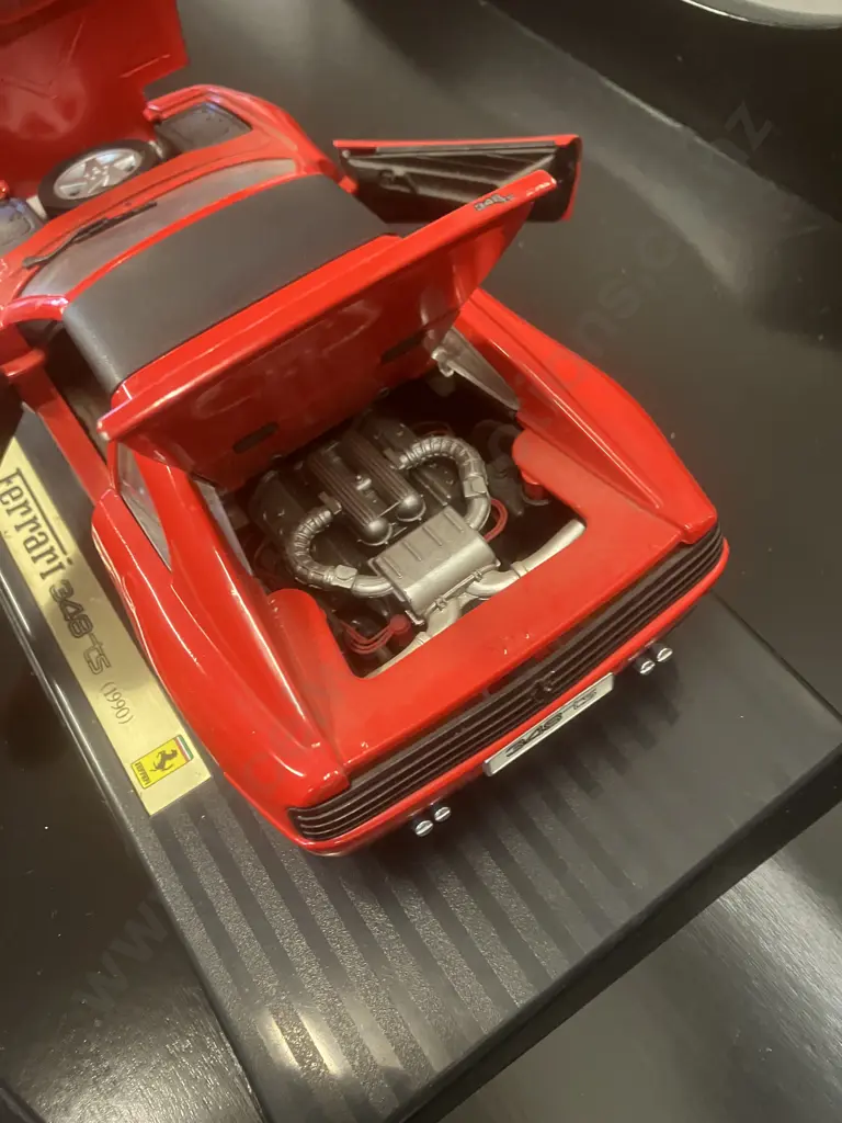 Maisto 1/18 1990 Red Ferrari 348 TS Diecast Model Car With Display Stand Image 1++