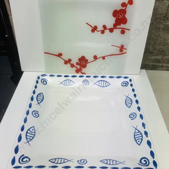Large Haiku Glass Platter In Red & White Floral Design 30x30cm & Stevens Table Fair Platter With Fish Detail